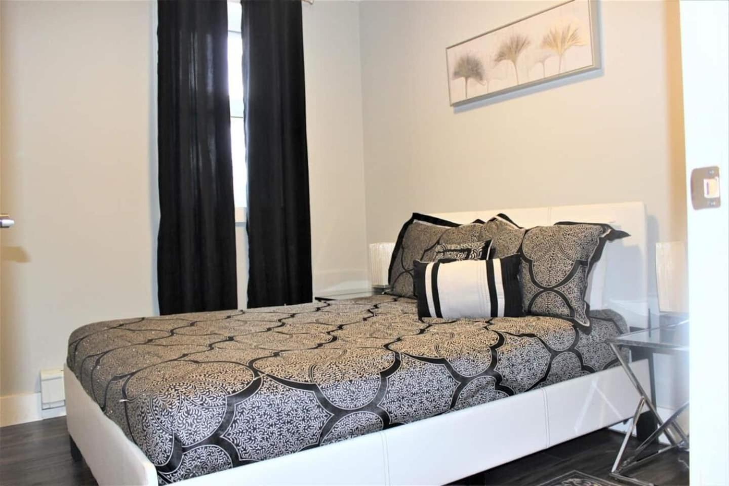 Apartamento Fallsview Boutique 2Bd 1B Niagara Falls Exterior foto